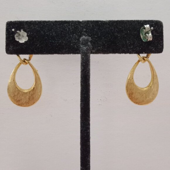 Statement Teardrop Dangle Earrings in Blush Pink & Gold Retro Chic! - Picture 5 of 5